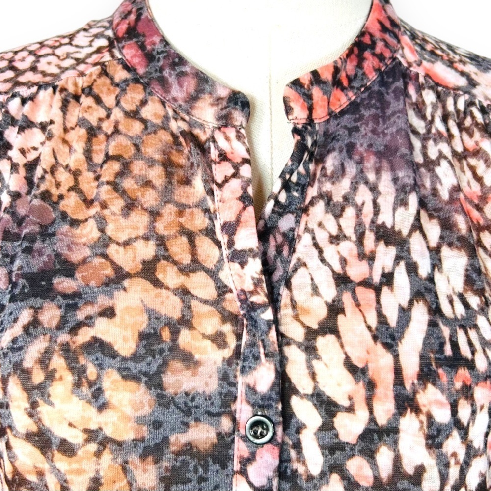 4/$20 Wallis Petite Abstract Print Blouse Sheer Button Front Top Small - Picture 3 of 6